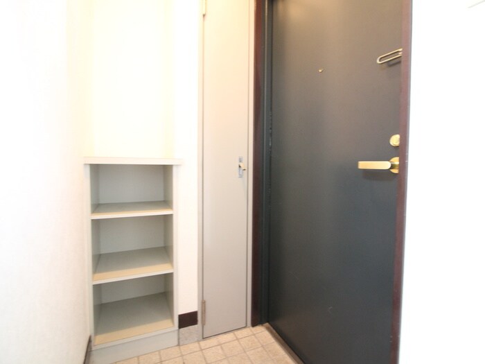 物件内観写真20　(玄関)