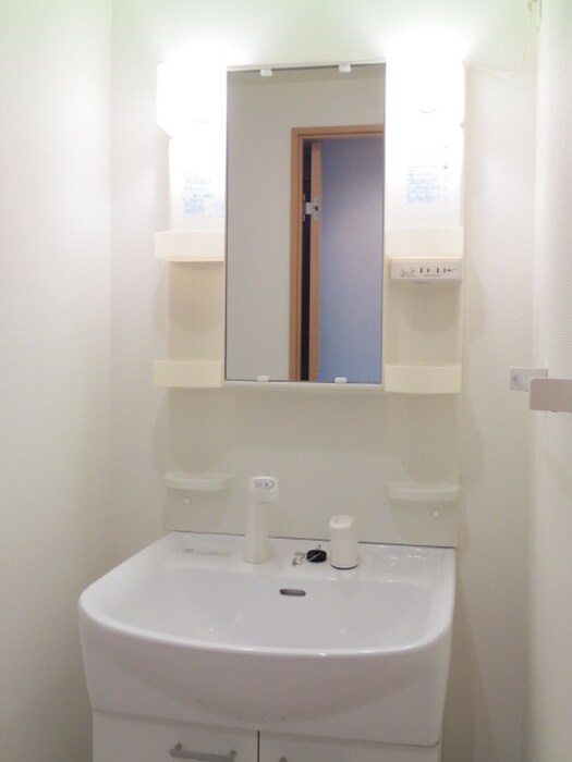 物件内観写真13　(洗面)
