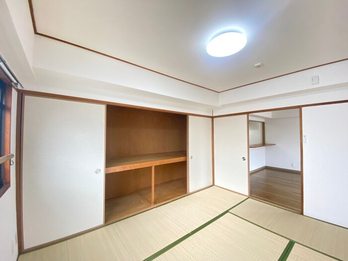 物件内観写真12　(居室)