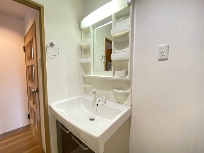 物件内観写真16　(洗面)