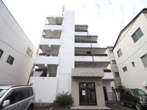 アドミ－ル栄生の外観写真