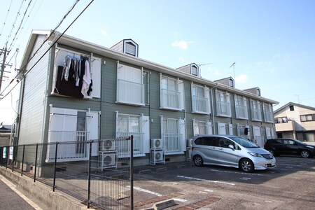 ドミ－ル・タカ　Ｂ棟外観写真