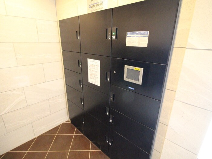 物件外観写真4　(建物設備)