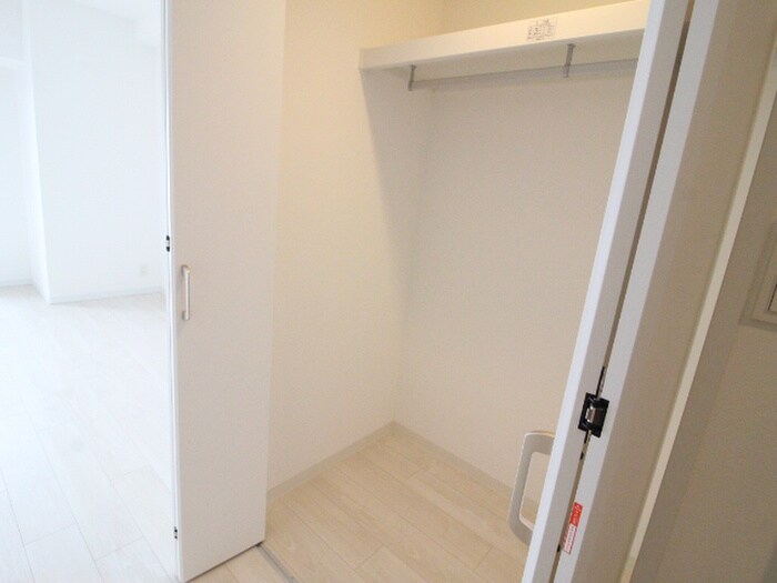 物件内観写真13　(収納)