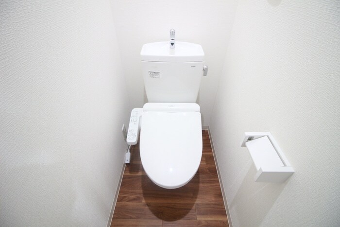 物件内観写真12　(トイレ)