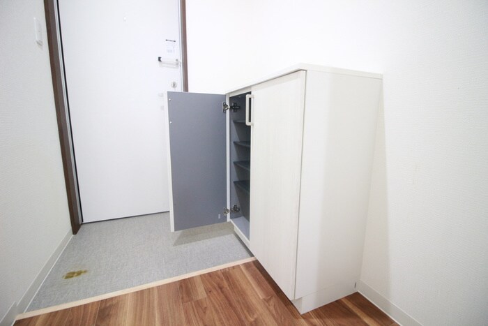 物件内観写真17　(靴箱)