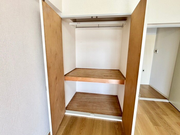 物件内観写真12　(収納)