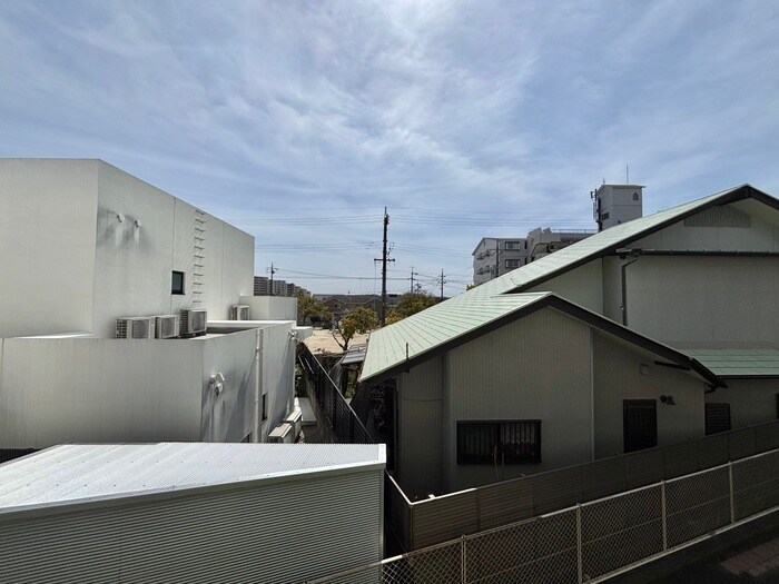 物件内観写真15　(室内からの展望)