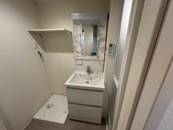 物件内観写真12　(洗面)