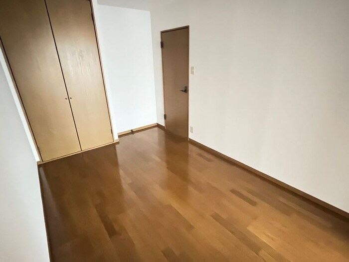 物件内観写真11　(居室)