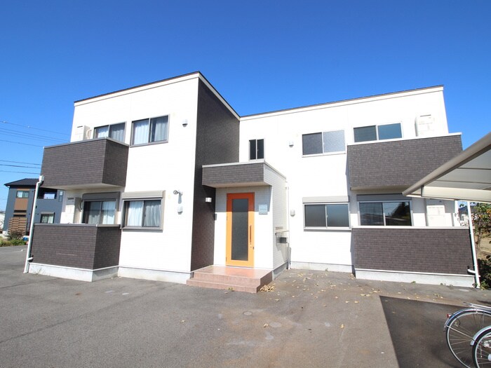 物件外観写真1　(外観写真)