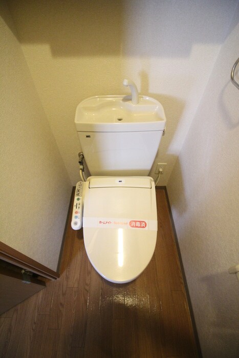 物件内観写真11　(トイレ)