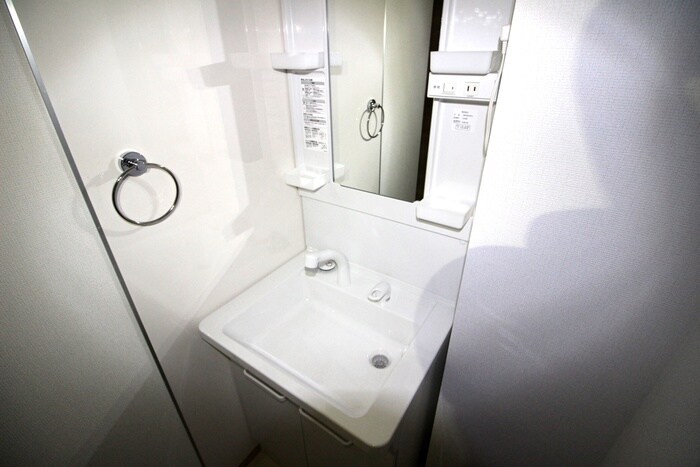 物件内観写真13　(洗面)