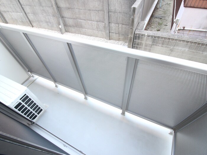 物件内観写真17　(ベランダ・バルコニー)