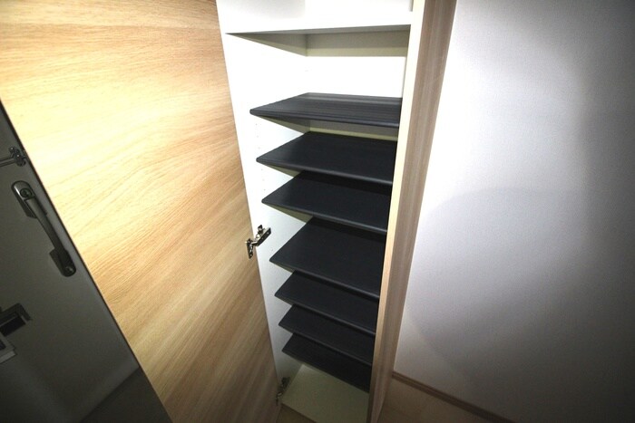 物件内観写真20　(靴箱)