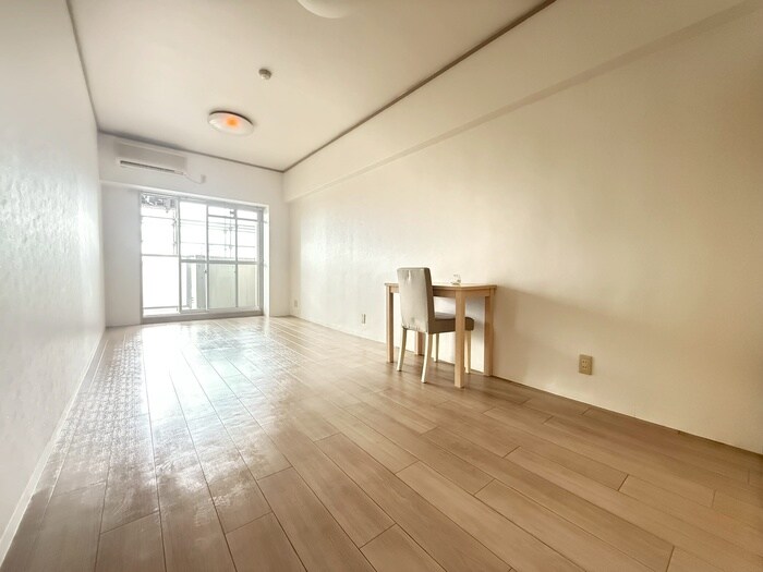 物件内観写真9　(居室)