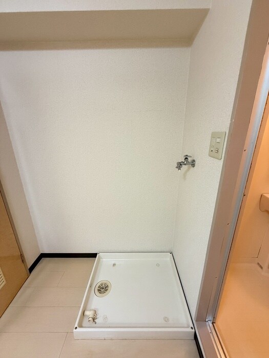 物件内観写真20　(洗濯機置場)