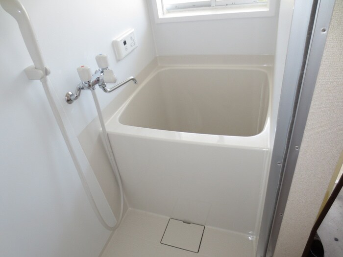 物件内観写真8　(バス／シャワールーム等)