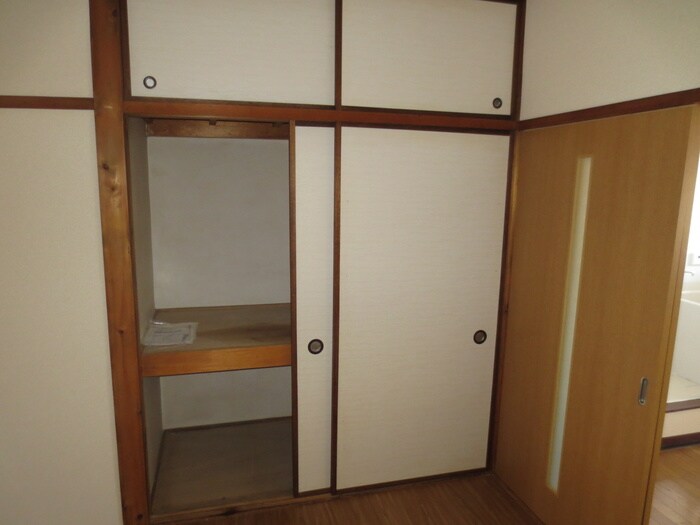 物件内観写真11　(収納)