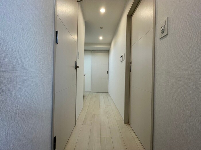 物件内観写真14　(廊下)