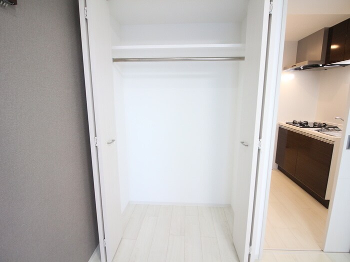 物件内観写真16　(収納)