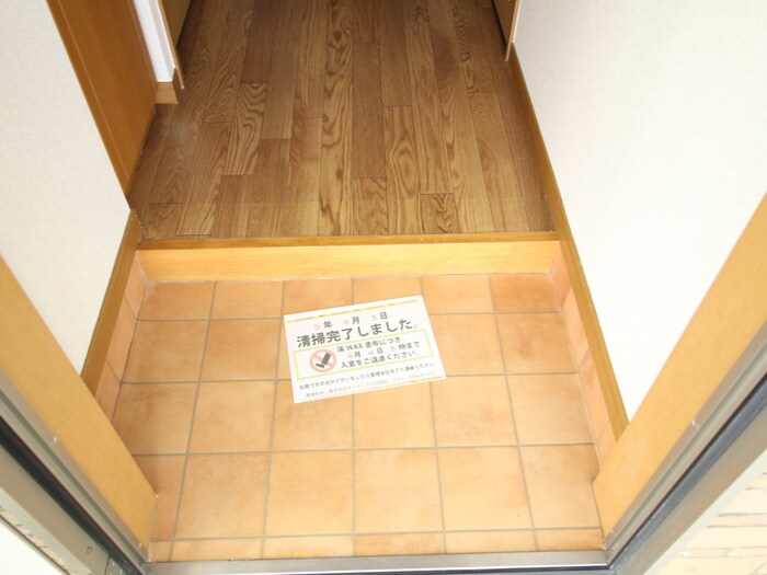 物件内観写真20　(玄関)