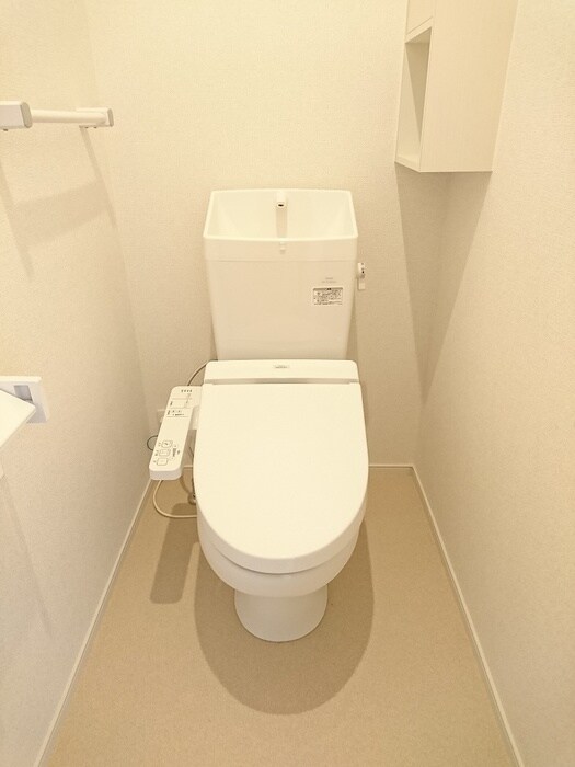 物件内観写真13　(トイレ)