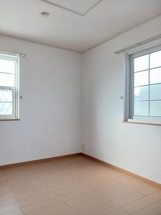 物件内観写真6　(居室)