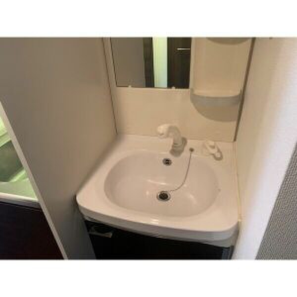 物件内観写真11　(洗面)