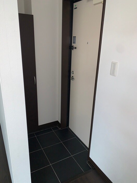 物件内観写真17　(玄関)