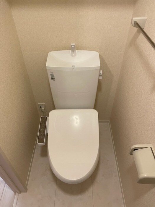 物件内観写真6　(トイレ)