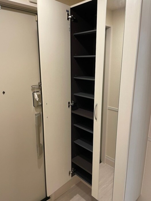 物件内観写真9　(靴箱)