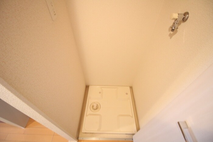 物件内観写真20　(洗濯機置場)