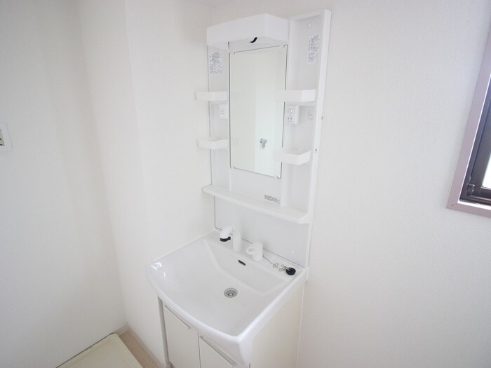 物件内観写真13　(洗面)