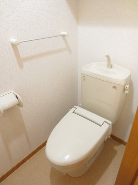 物件内観写真10　(トイレ)