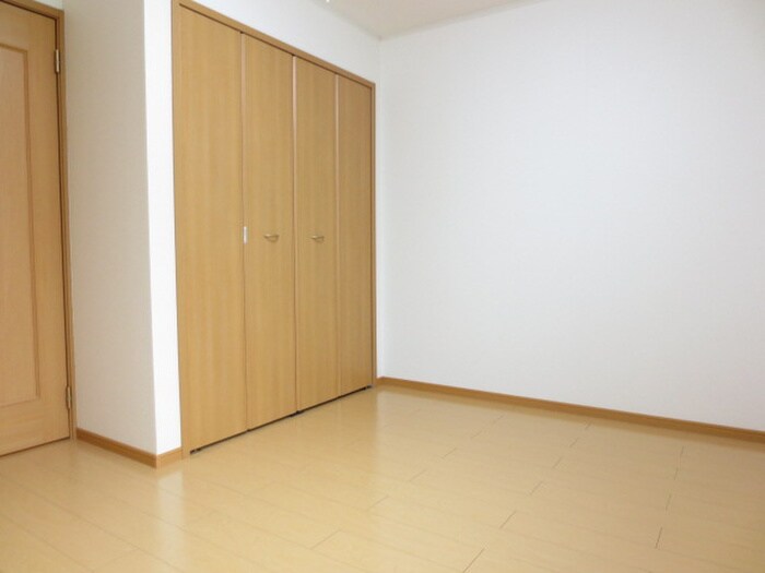 物件内観写真15　(居室)