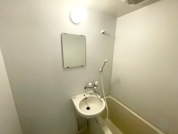 物件内観写真13　(洗面)