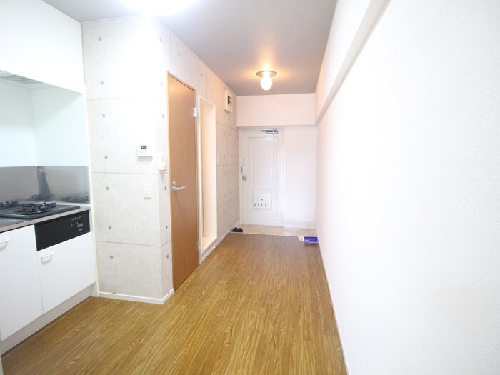 物件内観写真15　(廊下)