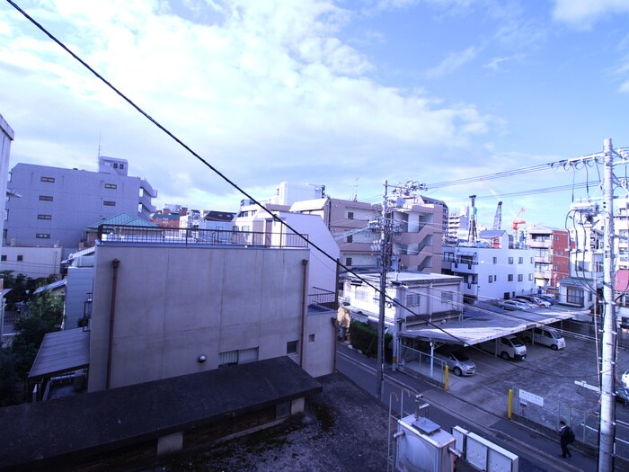 物件内観写真15　(室内からの展望)