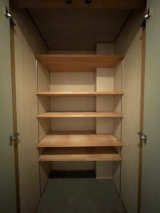 物件内観写真13　(靴箱)