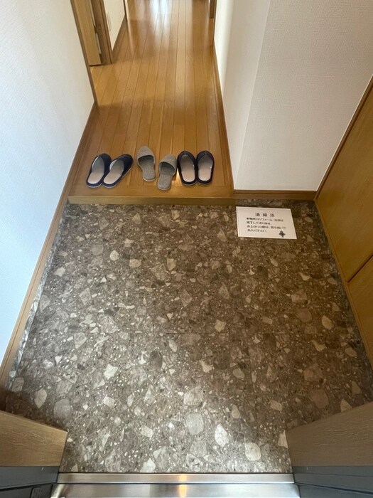 物件内観写真20　(玄関)
