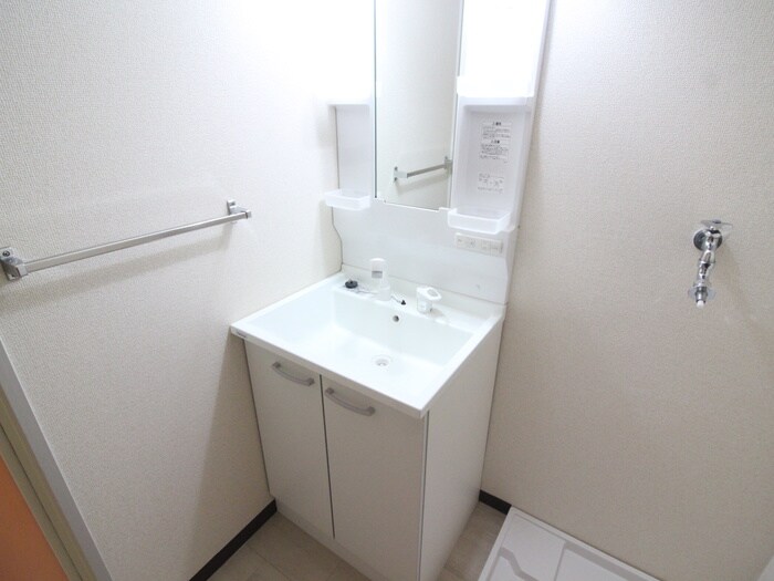 物件内観写真10　(洗面)