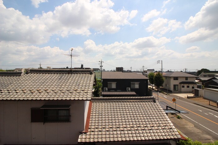 物件内観写真16　(室内からの展望)