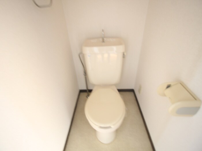 物件内観写真13　(トイレ)