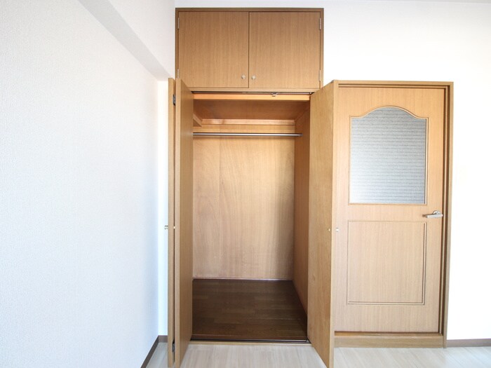 物件内観写真15　(収納)