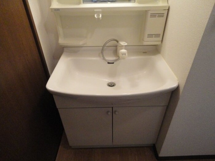 物件内観写真13　(洗面)