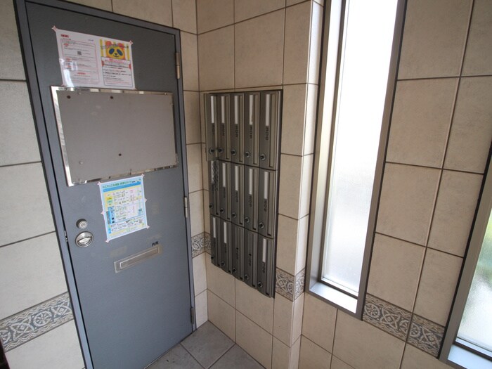 物件外観写真6　(建物設備)