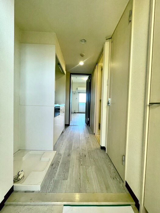 物件内観写真7　(洗濯機置場)