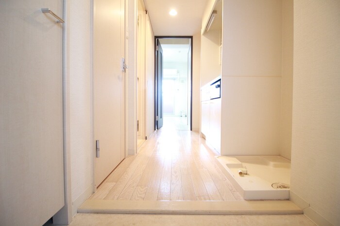 物件内観写真10　(玄関)