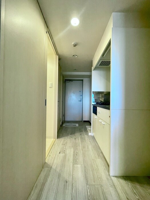 物件内観写真11　(廊下)